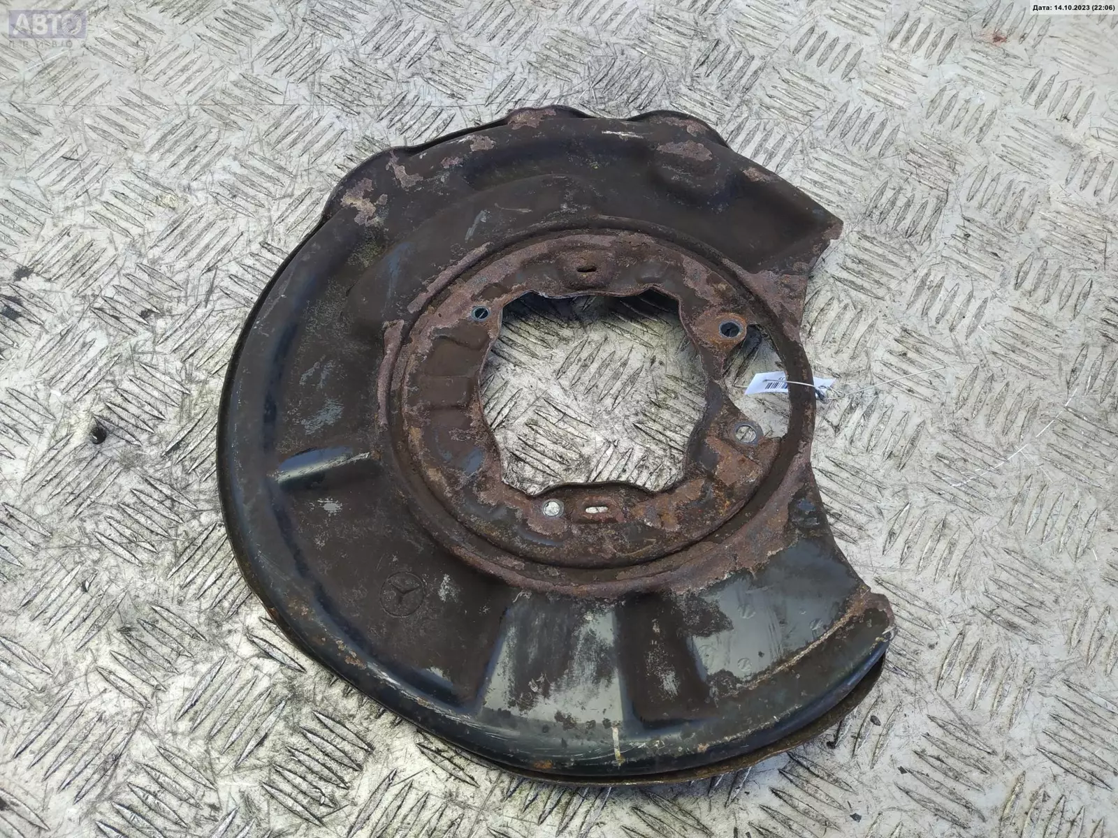 Кожух к Mercedes-Benz E-klasse 2004
