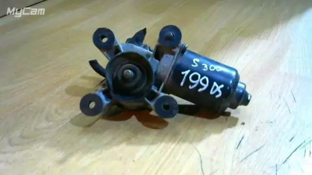 Моторчик стеклоочистителя  к Kia Rio 2003