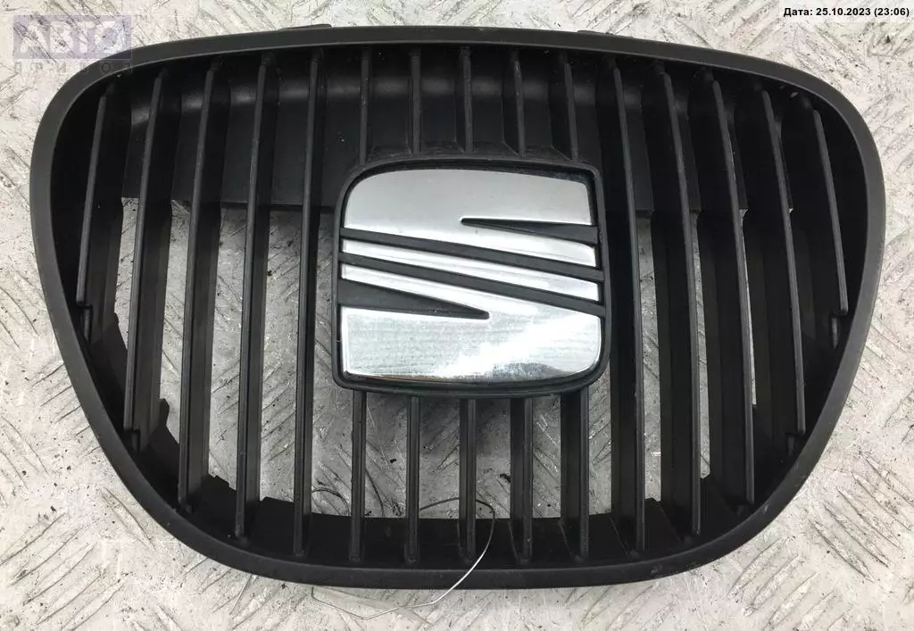 Решетка радиатора к SEAT Ibiza 2004