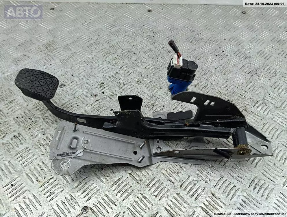 Педаль тормоза к Mazda 3 2007