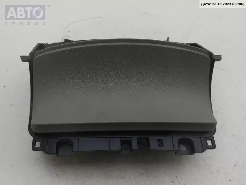 Пепельница к Volkswagen Lupo 1999