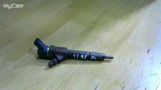 Форсунка к Mitsubishi Carisma 2002