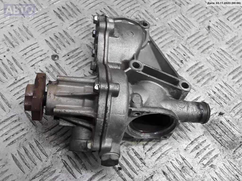 Помпа к Volkswagen Passat 1998