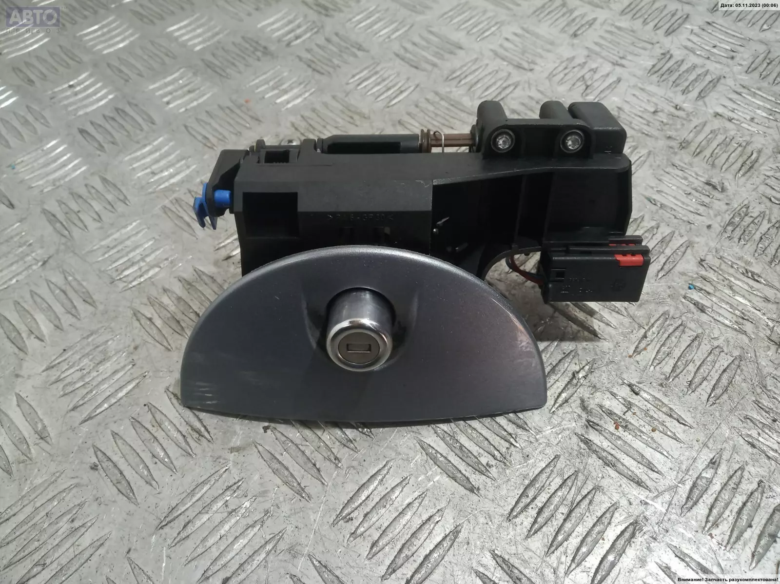 Кнопка  к Opel Meriva 2005