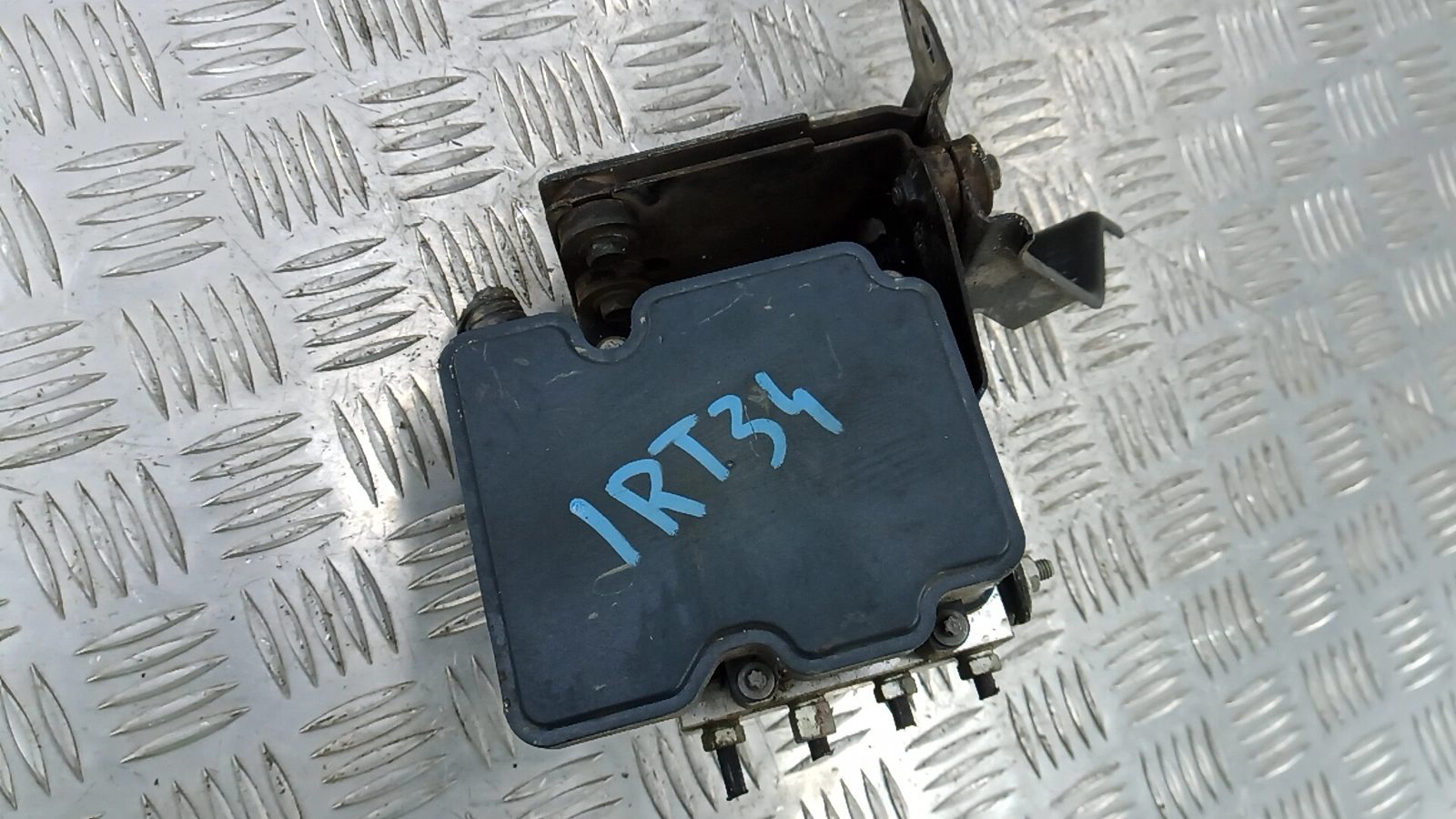 Блок ABS к Nissan Qashqai 2014