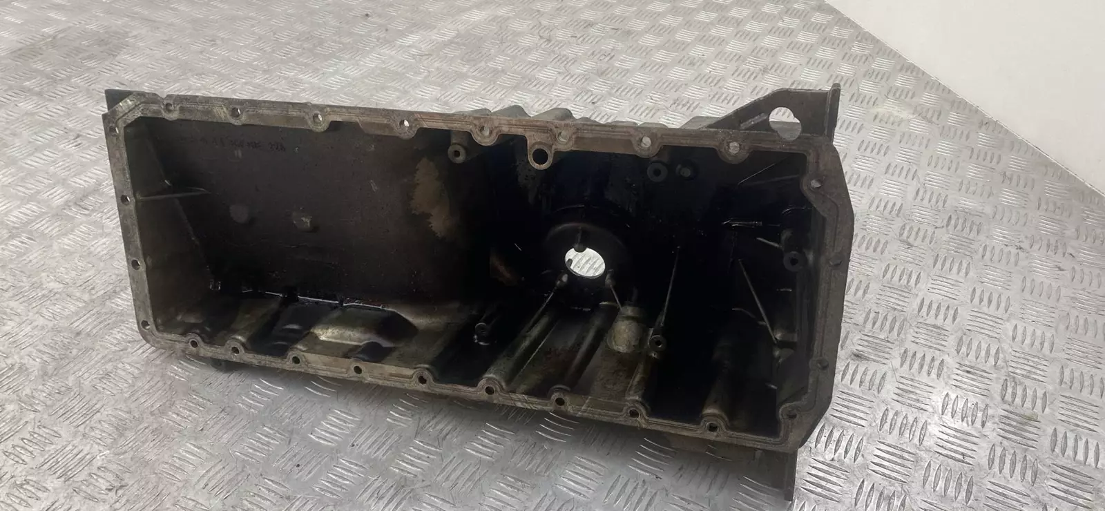 Поддон к BMW  2008