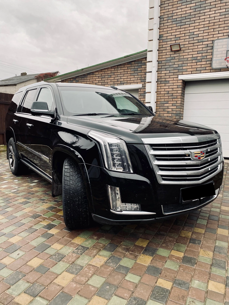 Cadillac Escalade IV, 2015