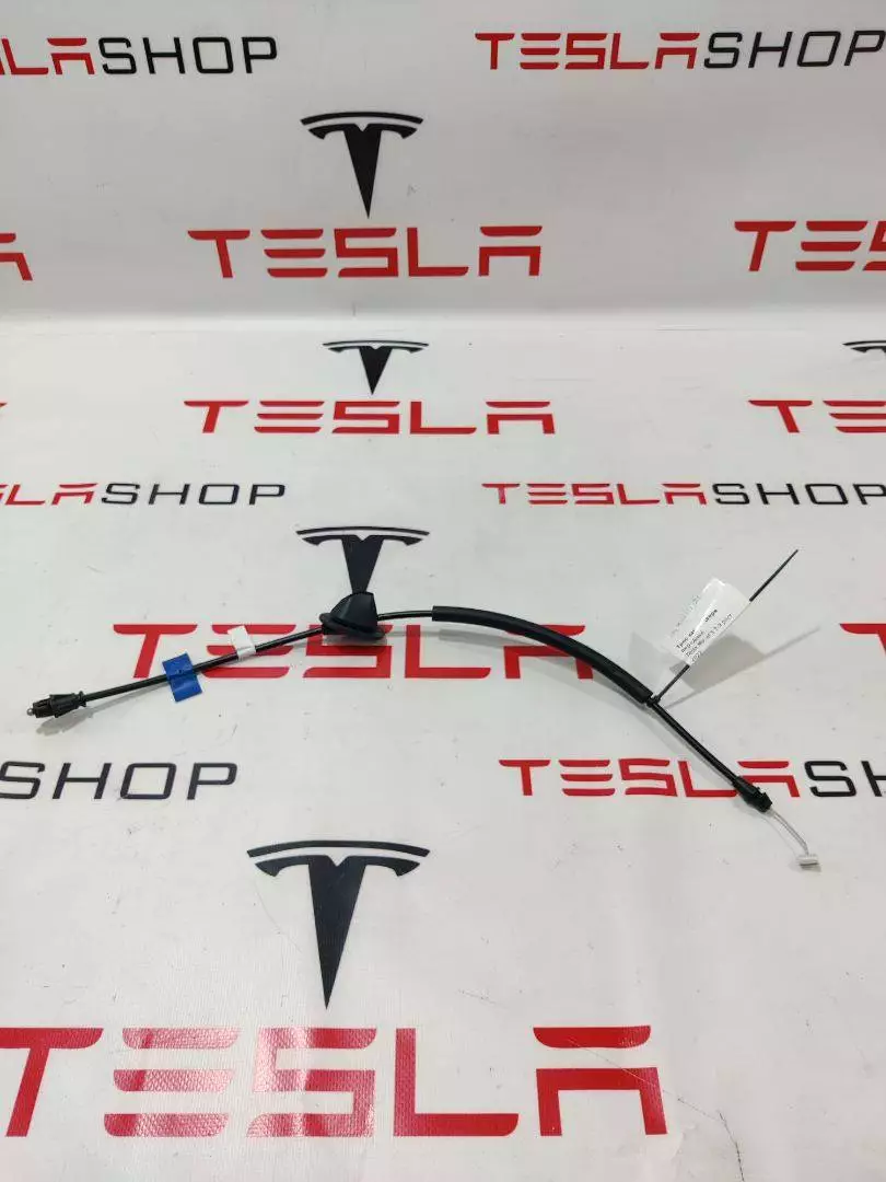 Трос двери к Tesla Model S 2022