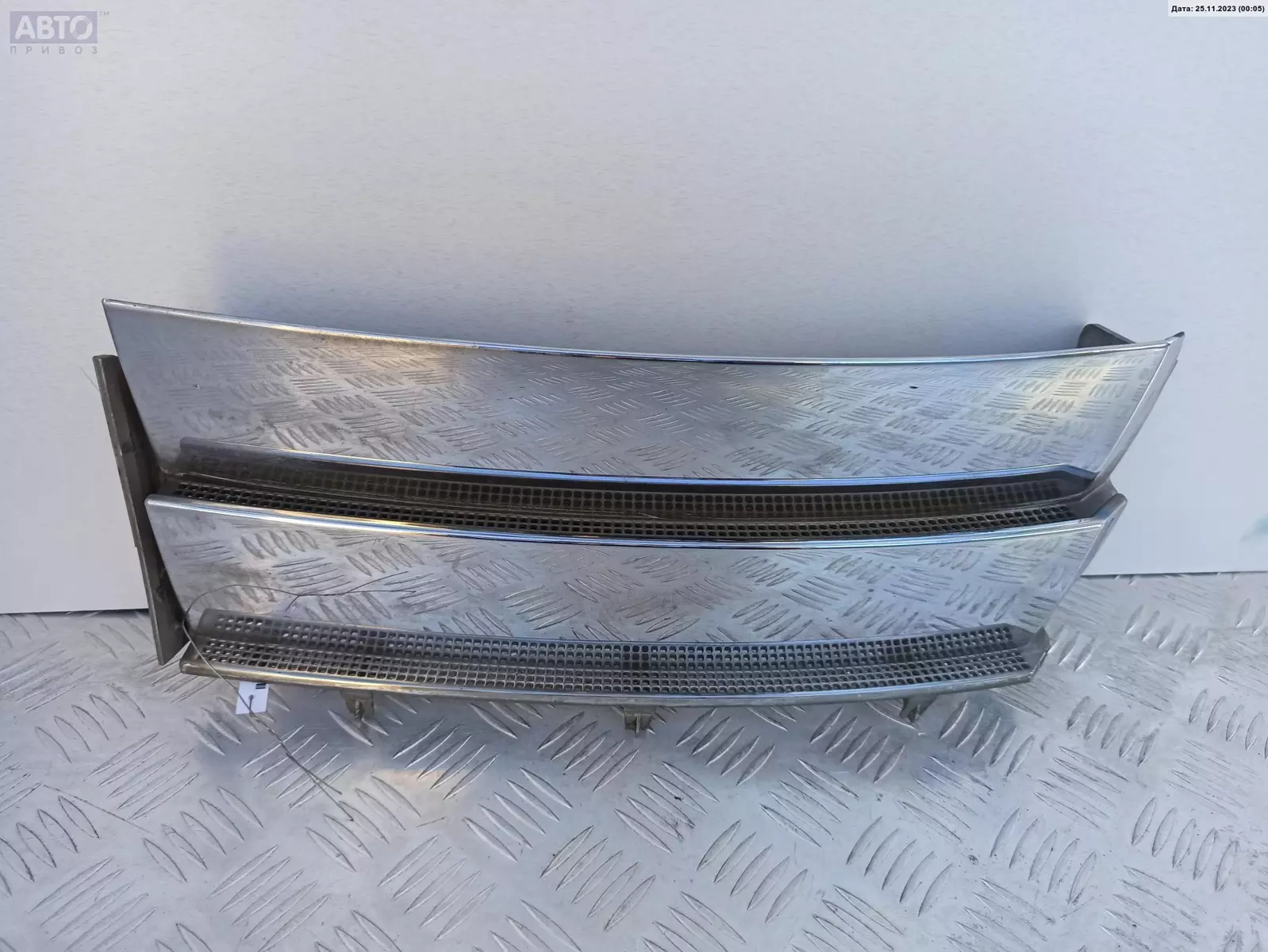 Молдинг крыла к Land Rover Range Rover 2003