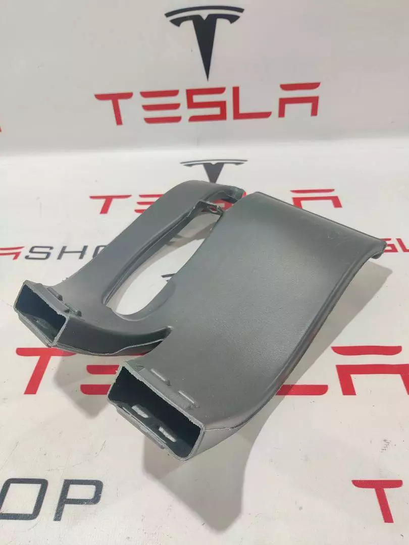 Воздуховод к Tesla Model X 2021