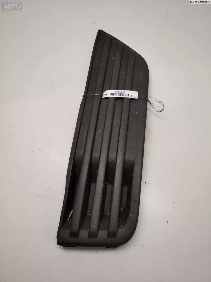 Решетка бампера к Ford Focus 2005