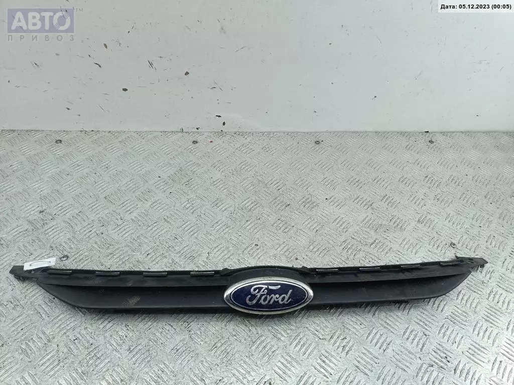 Решетка радиатора к Ford B-MAX 2014