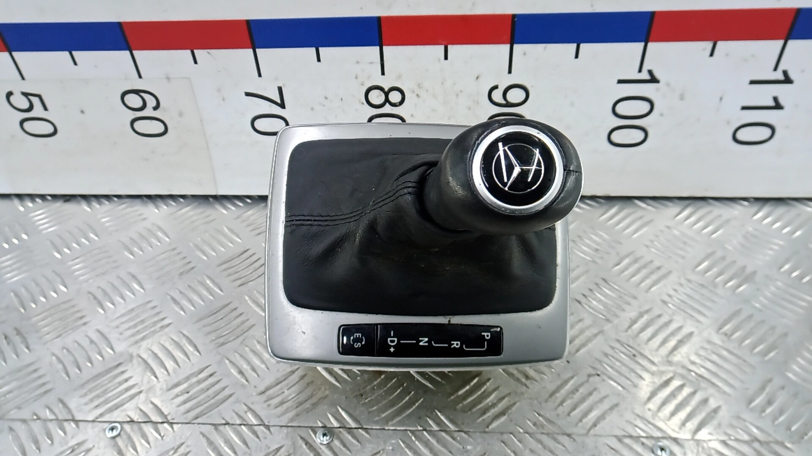 Кулиса к Mercedes-Benz C-klasse 2011