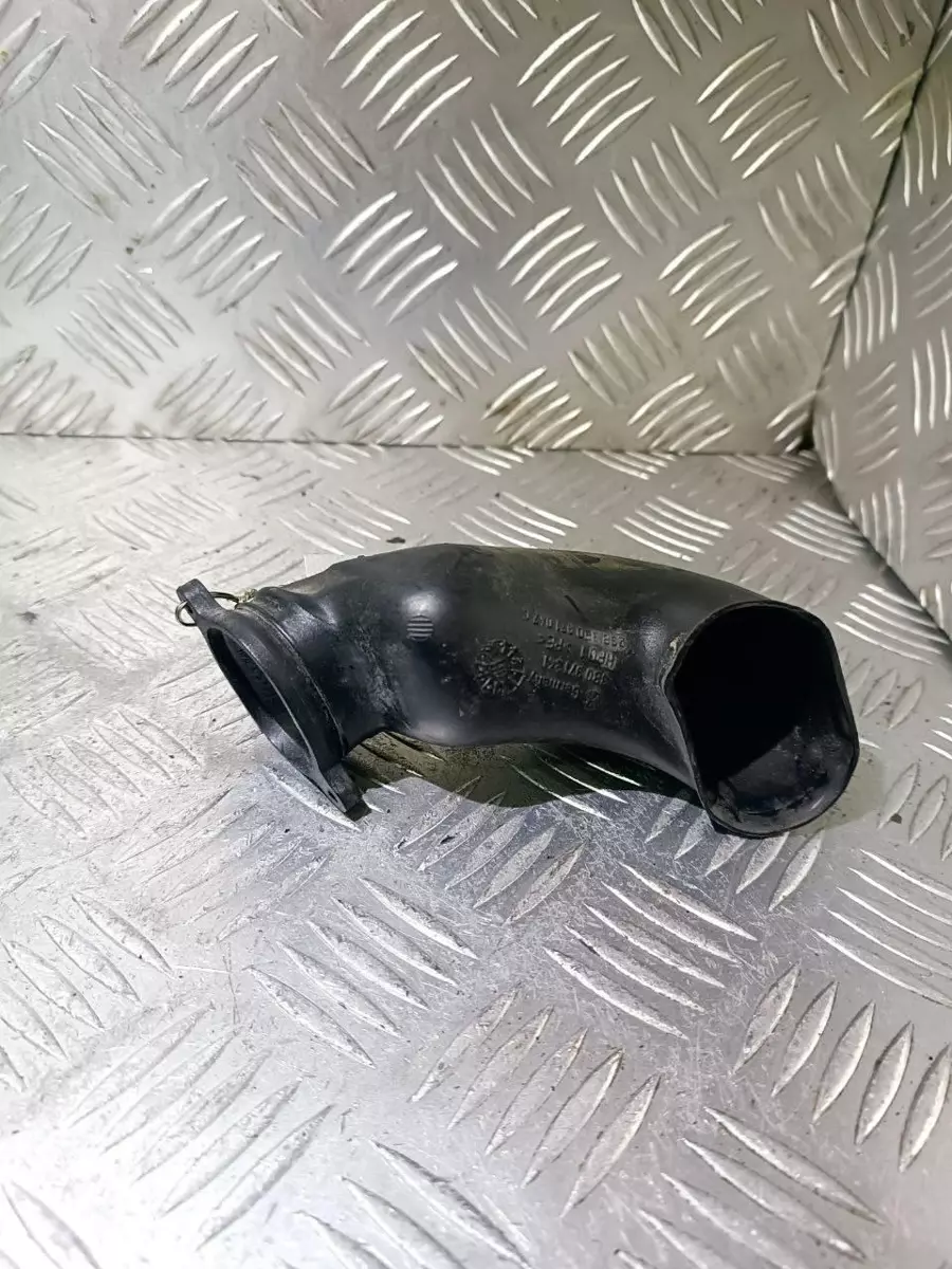 Пластик к Volkswagen Passat 2001