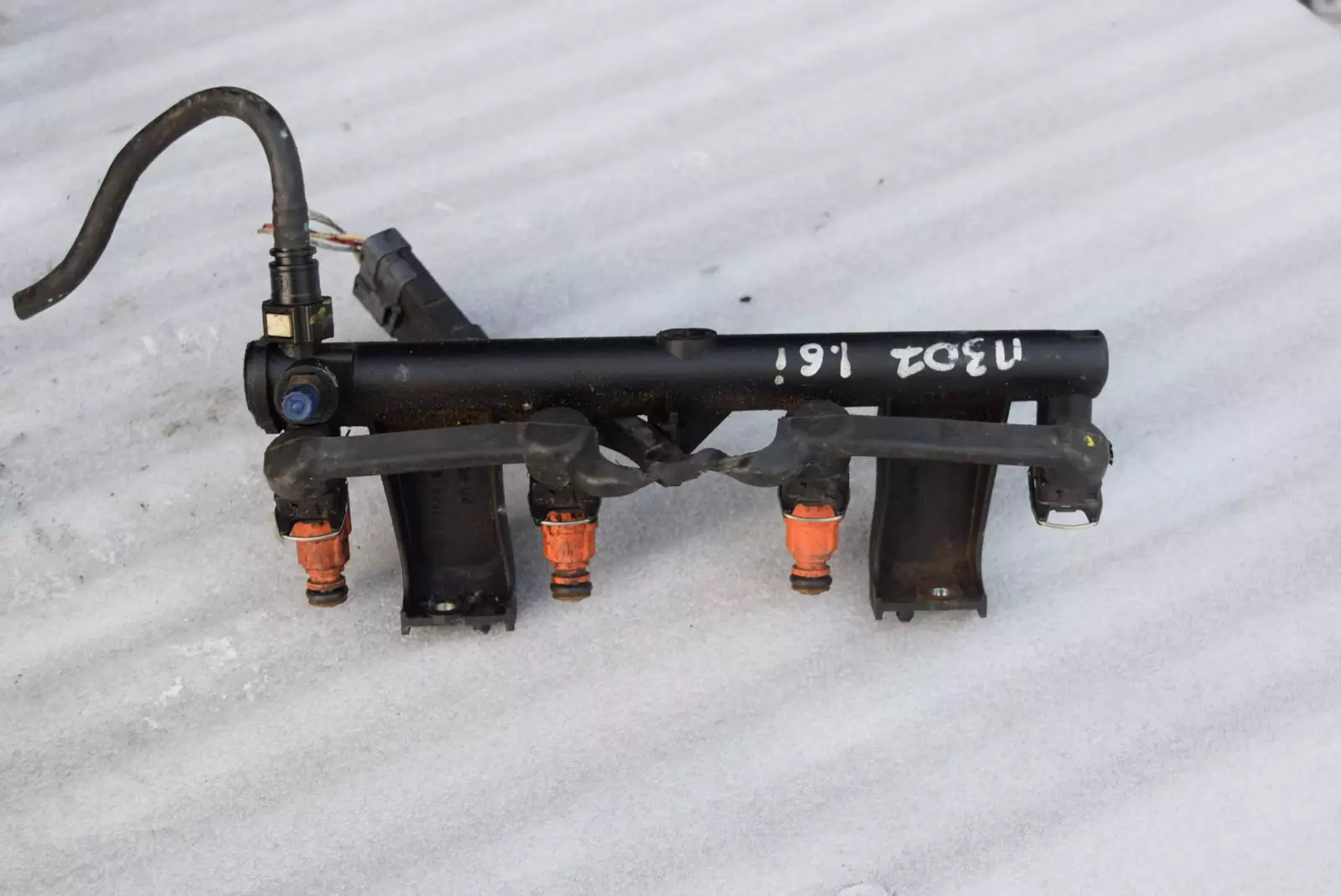 Форсунка к Peugeot 307 2003