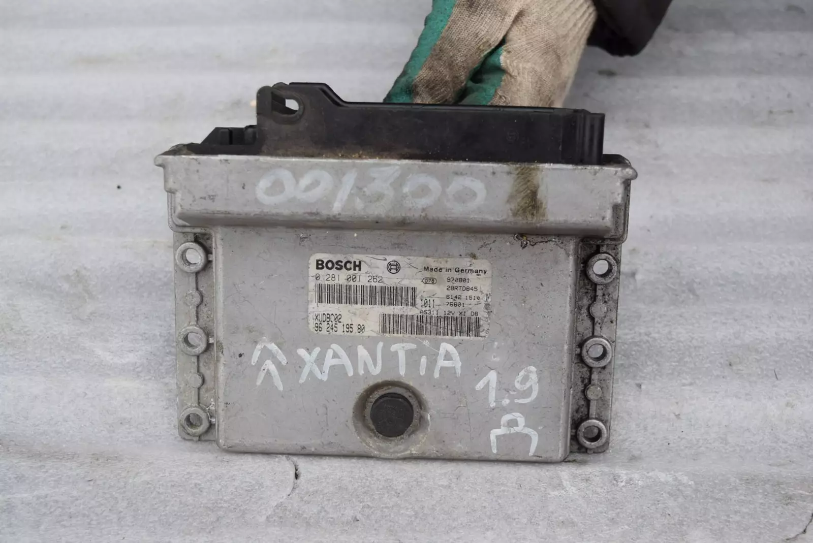 Блок управления двигателем к Citroen Xantia 1995