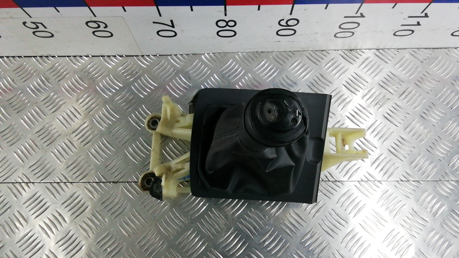 Кулиса к Mazda 156 2009
