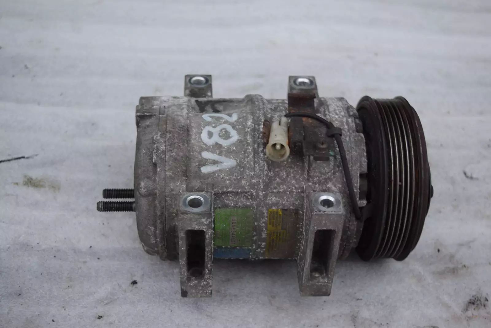 Компрессор кондиционера к Volvo V40 2002
