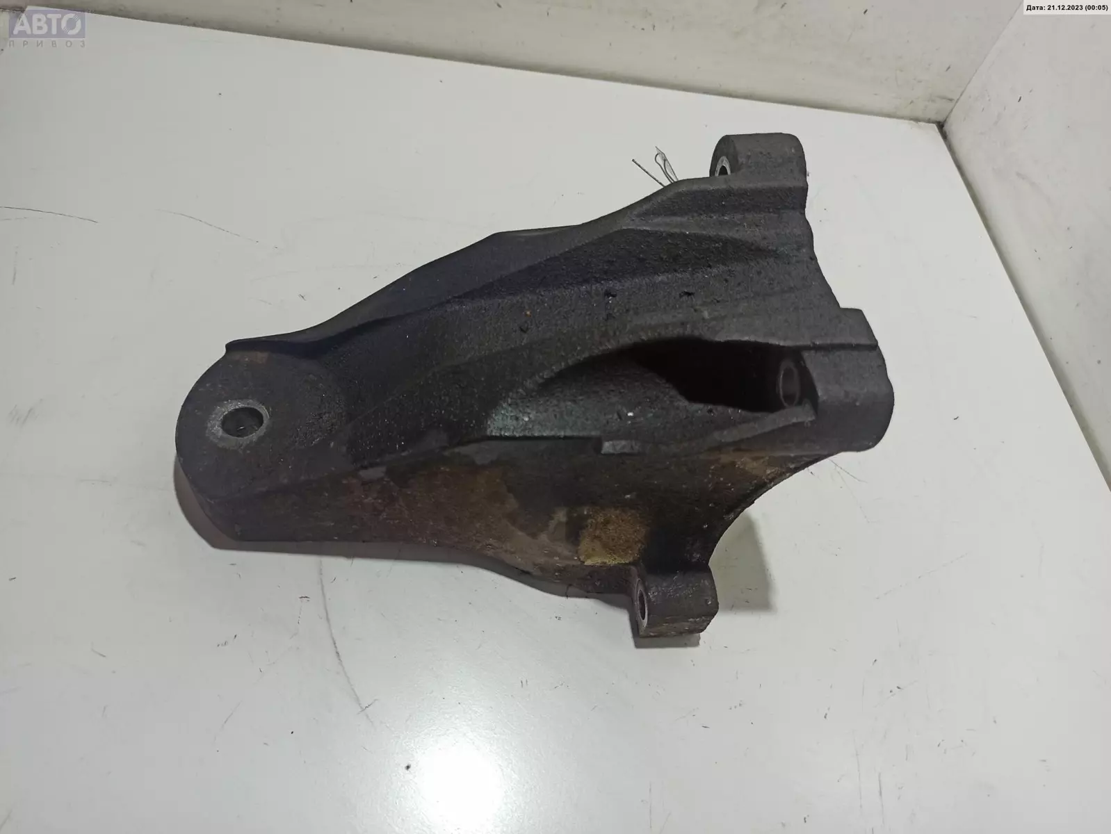 Подушка крепления двигателя к Ford Transit 2007