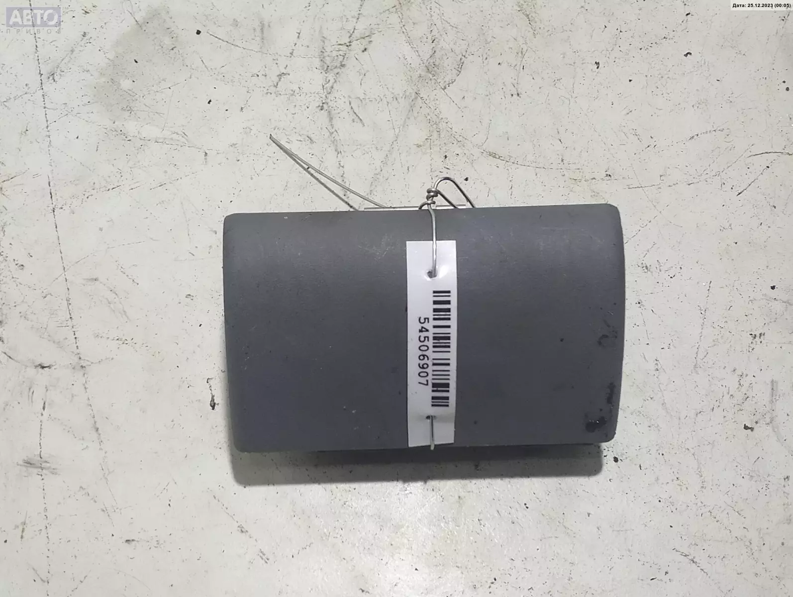 Пепельница к Peugeot 806 2000