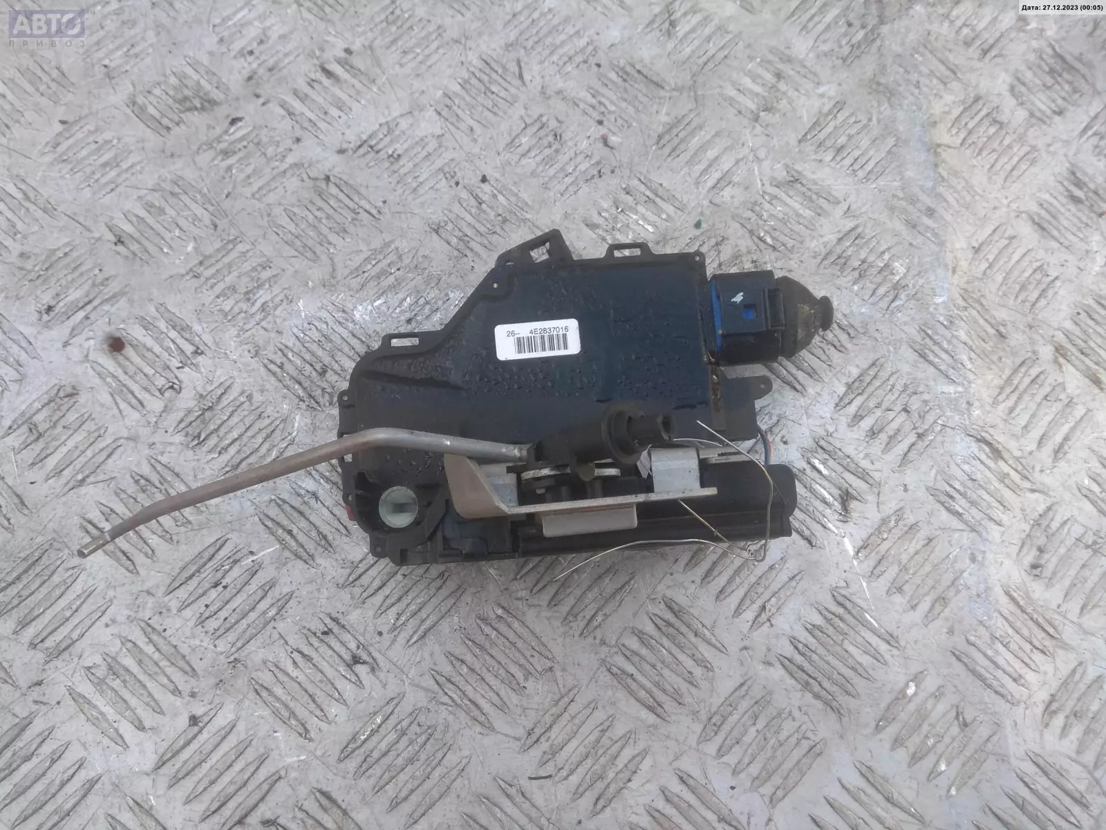 Замок двери к Audi A3 2003