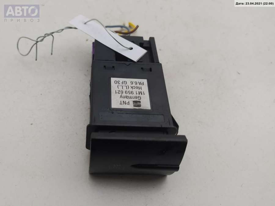 Кнопка  к SEAT Toledo 2002