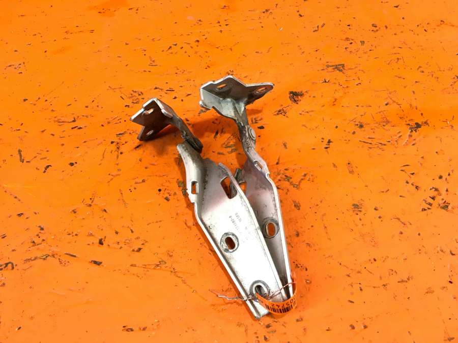 Петли к SEAT Leon 1999