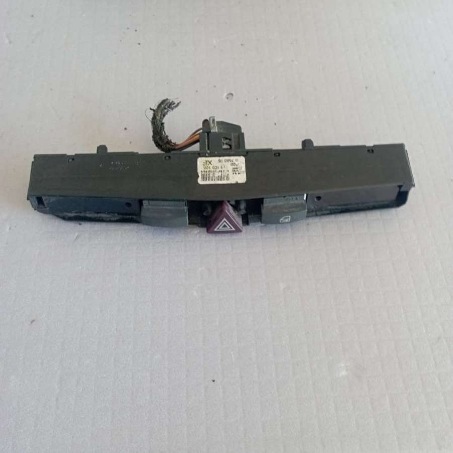 Кнопка  к Opel Astra 2005