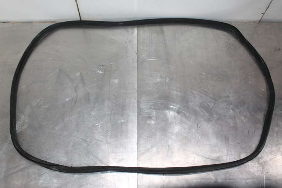 Уплотнитель к BMW 3 series 2006