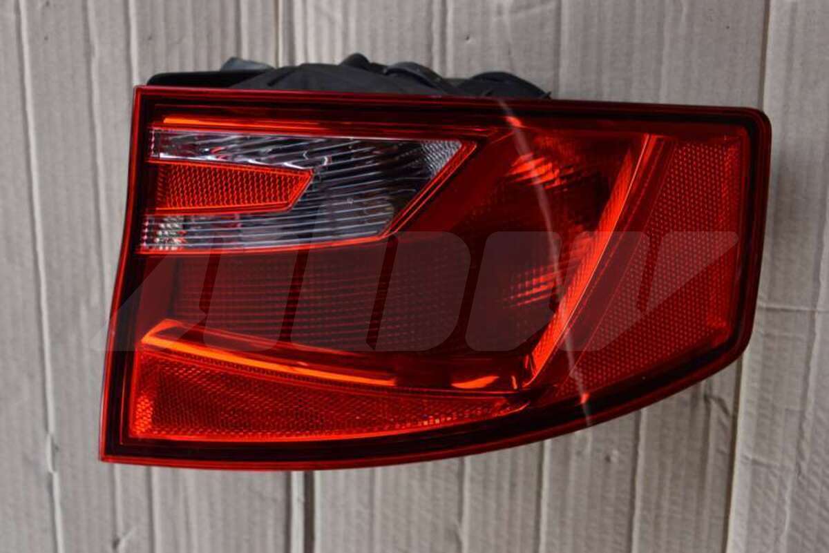 Фонарь задний правый к SEAT Toledo 2014