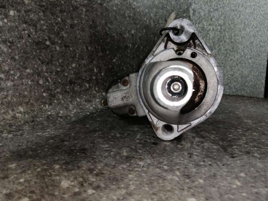 Стартер к Audi A6 2001