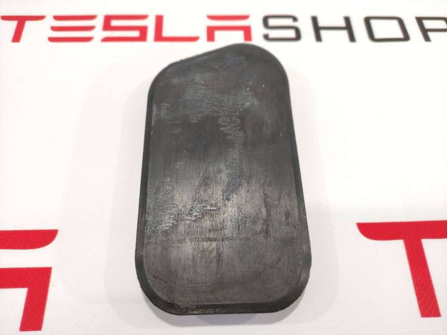 Заглушка к Tesla Model 3 2019
