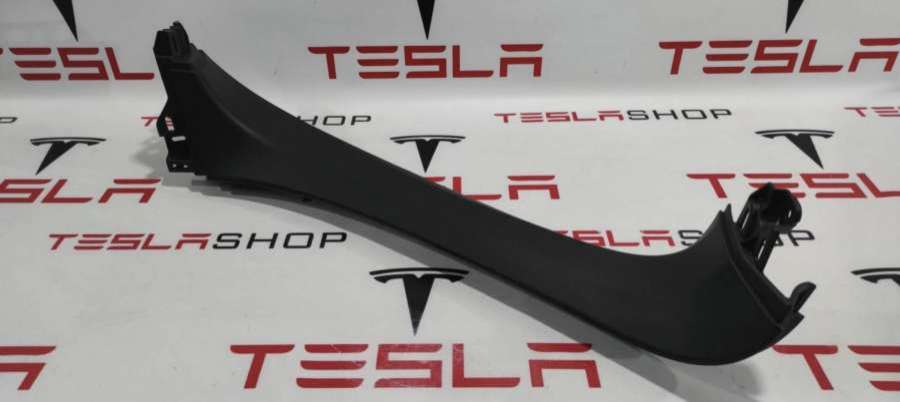 Обшивка багажника к Tesla Model X 2020