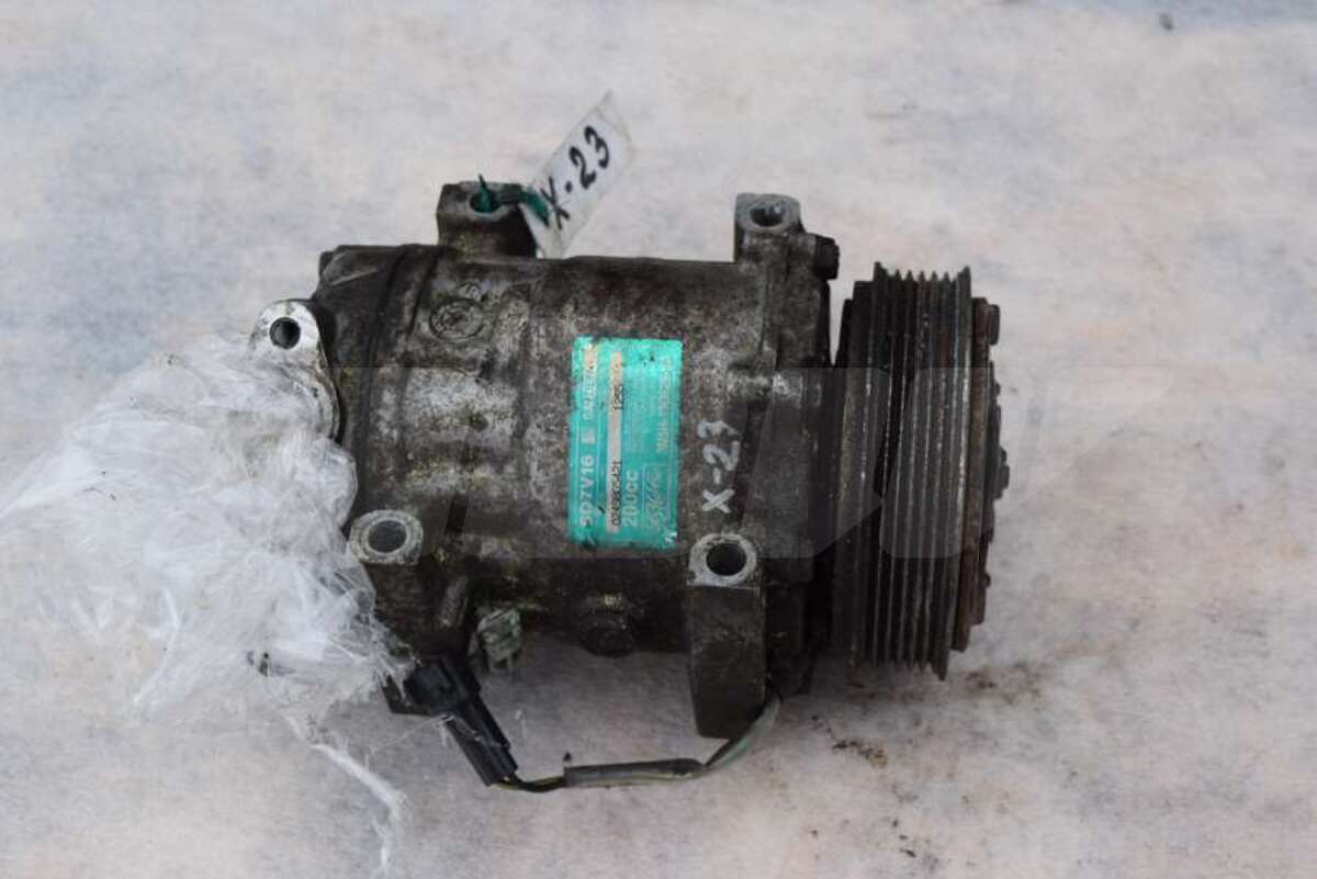 Компрессор кондиционера к Mazda 3 2005