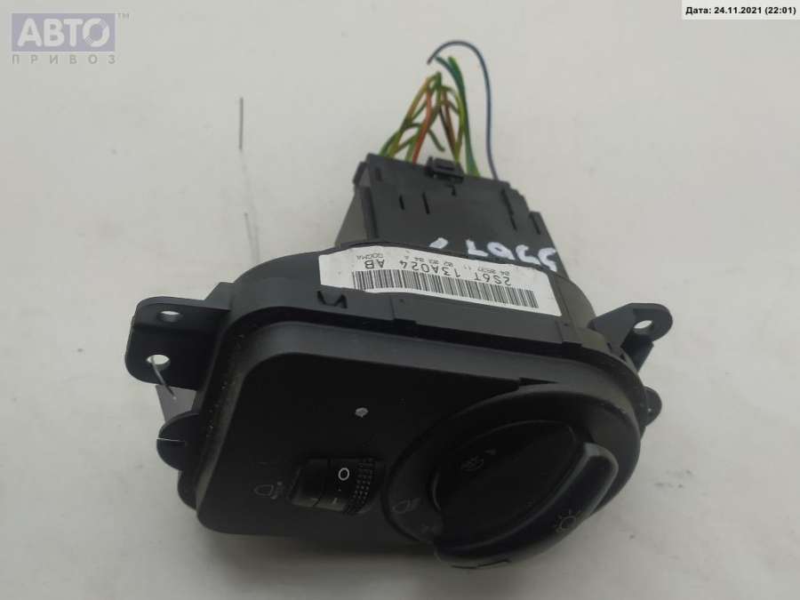 Переключатель света к Ford Fiesta 2002