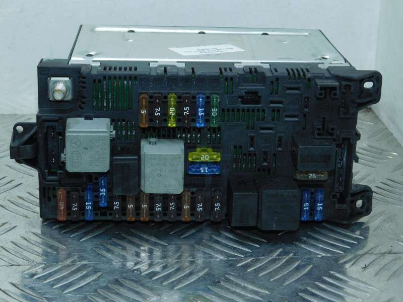 Блок SAM к Mercedes-Benz W124 2009