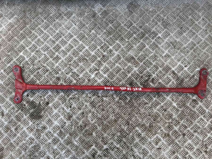 Распорка стоек к Mazda 323 2000