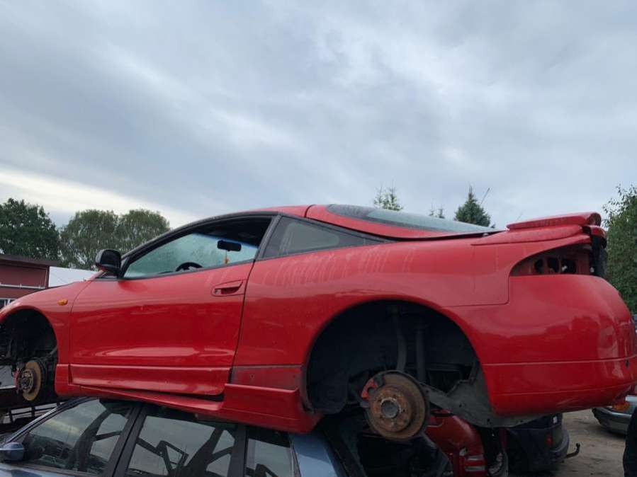 Патрубок воздушного фильтра к Mitsubishi Eclipse 1997