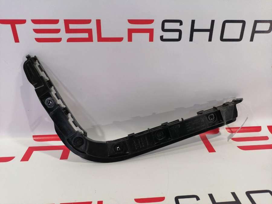 Кронштейн крепления бампера заднего к Tesla Model 3 2020