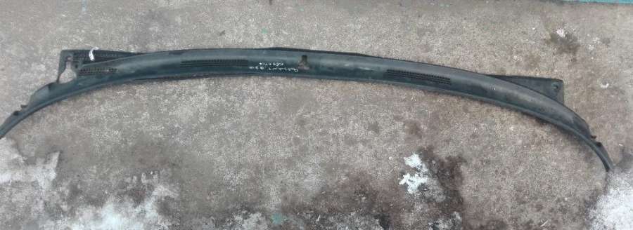 Дождевик к Mitsubishi Galant 1995