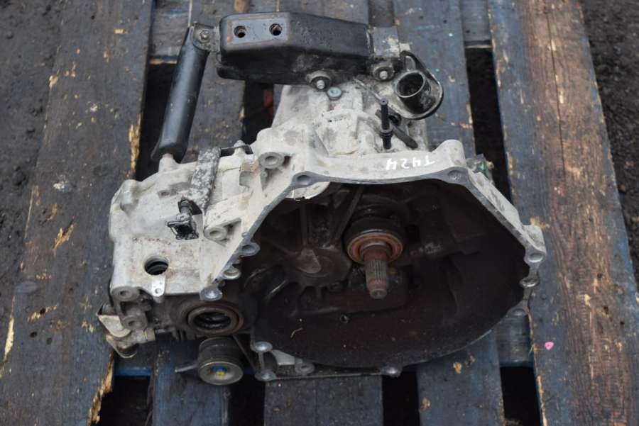 КПП механическая (МКПП) к Rover 25 2001
