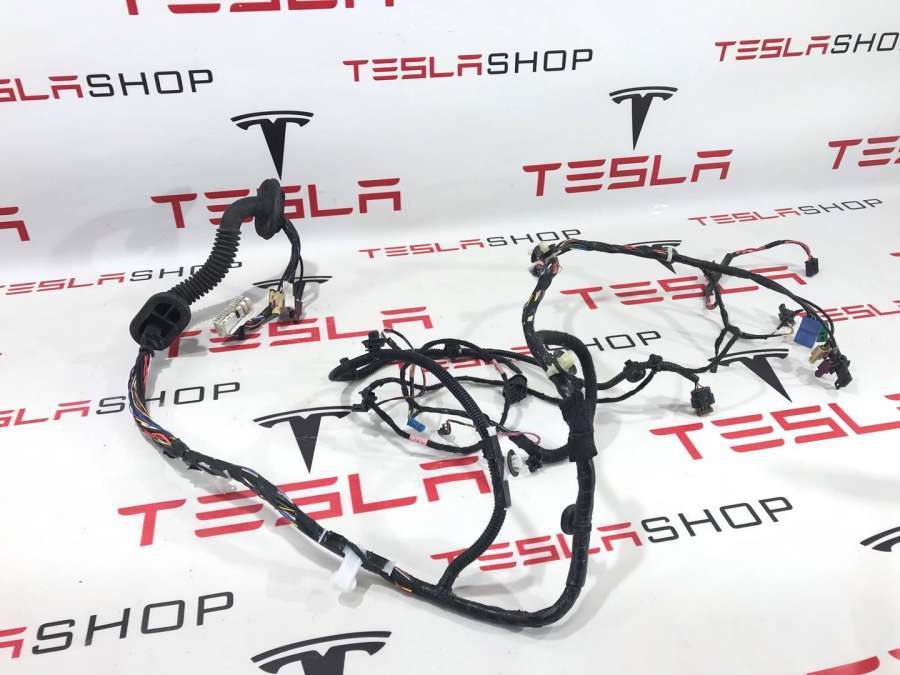 Проводка двери к Tesla Model 3 2018
