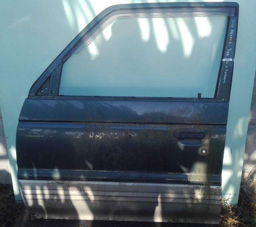 Уплотнитель к Mitsubishi Pajero 1997