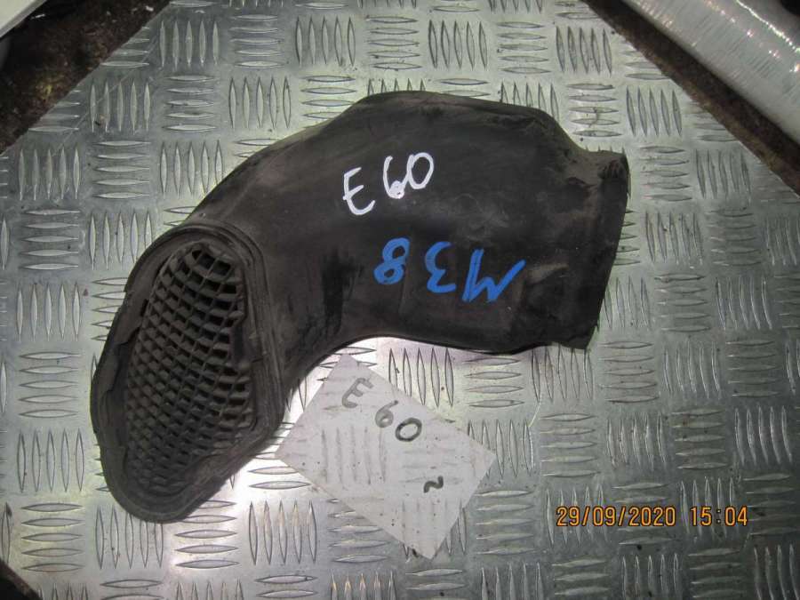 Воздухозаборник к BMW 5 2008