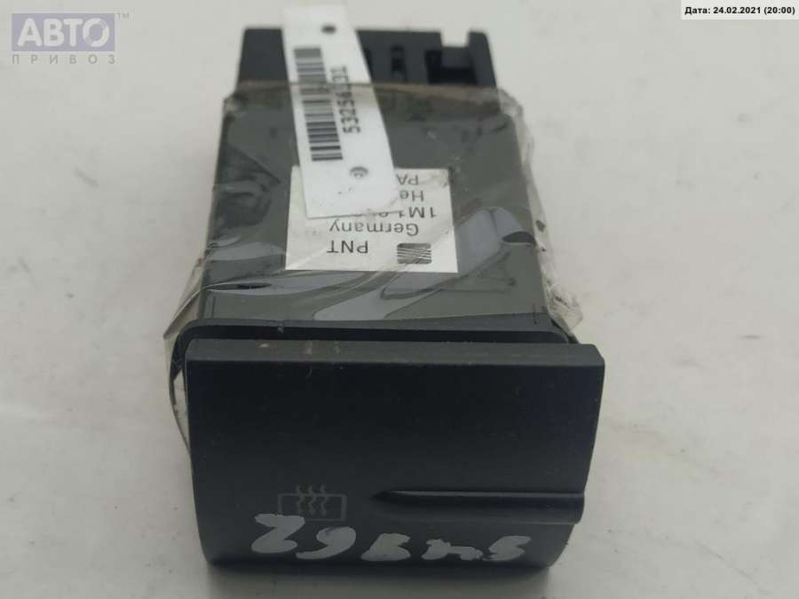 Кнопка  к SEAT Leon 2001