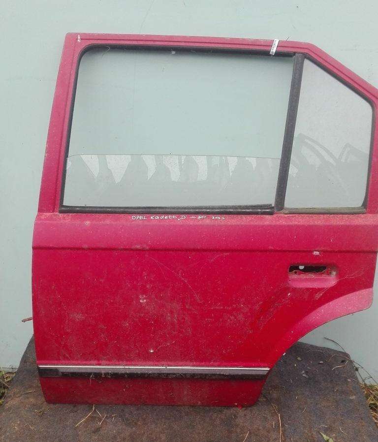 Уплотнитель к Opel Kadett 1982