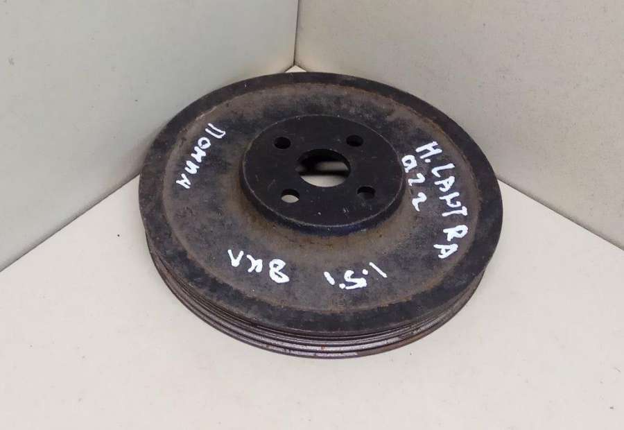 Шкив помпы к Hyundai Lantra 1992