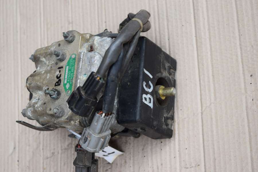 Блок ABS к Nissan Maxima 1998
