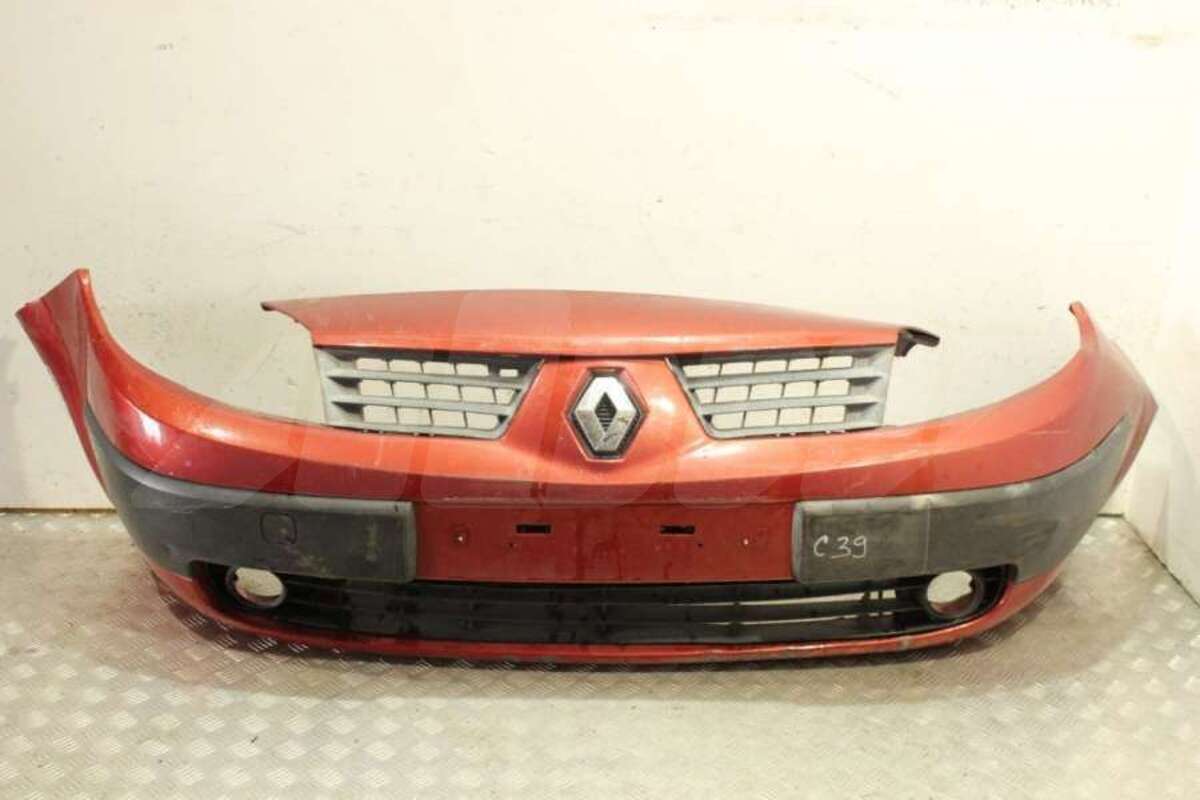 Бампер передний к Renault Scenic 2004