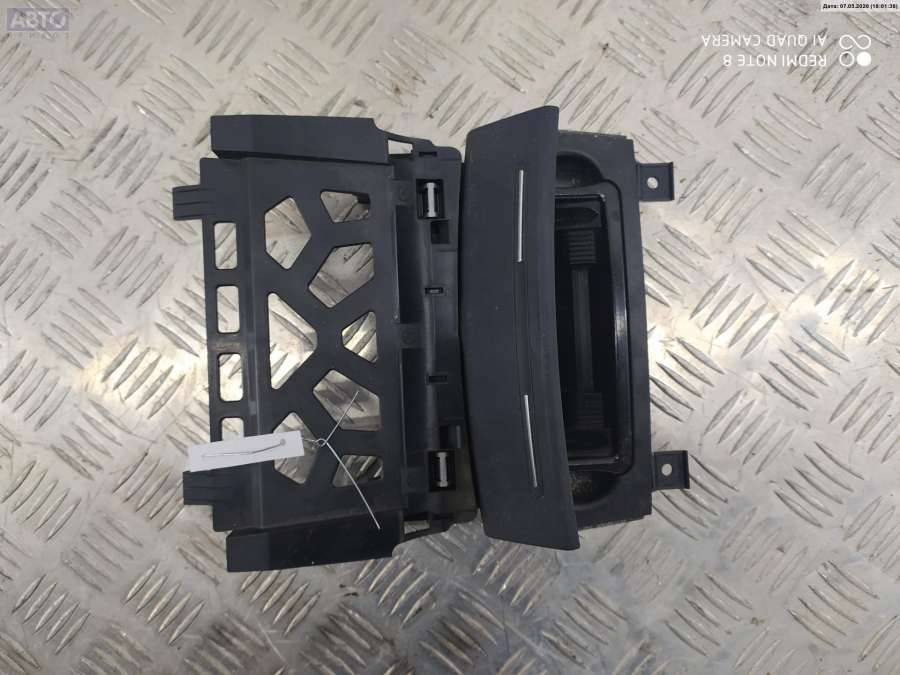 Пепельница к Audi A3 2005